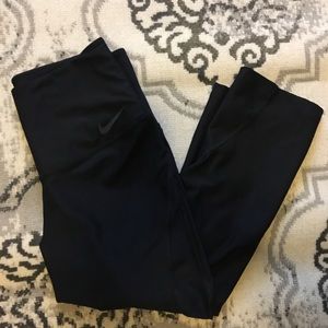 Women’s Nike dri-fit crops